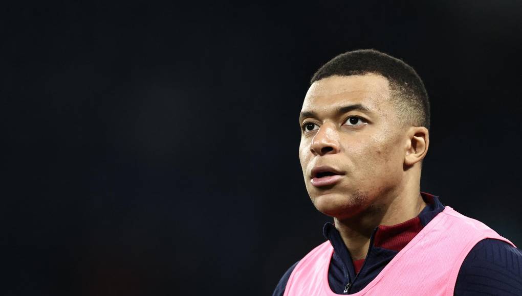 Sin embargo, de incorporarse a la entidad blanca, Mbappé tendría su primer problema con el club y esta es la razón.