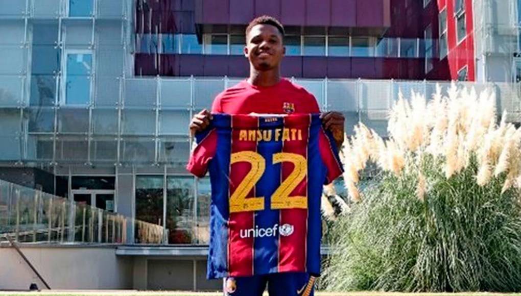 Barcelona le extendió su contrato, pero se vence en 2027.