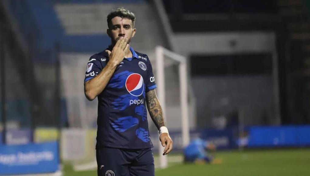 En el séptimo lugar aparece el Motagua de Diego Vázquez, que subió dos lugares.