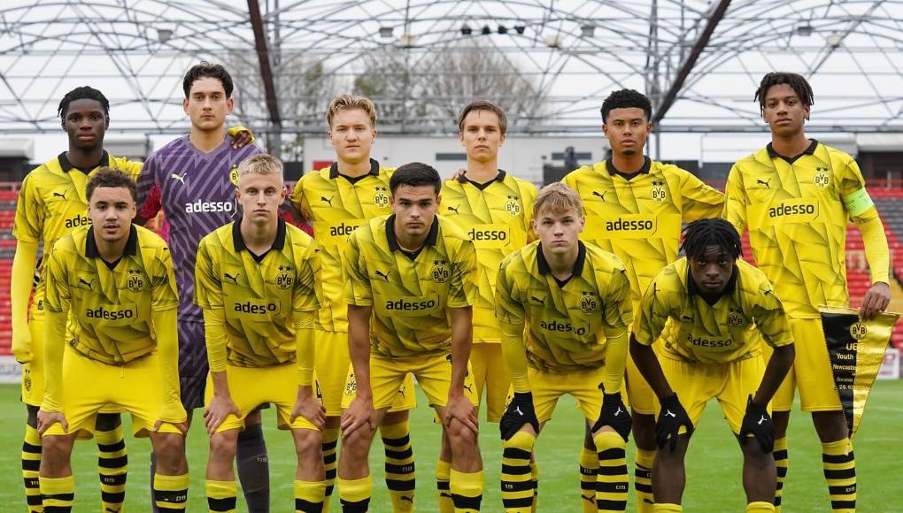 Leonardo García Posadas tiene dos partidos con Alemania Sub-19 y 16 juegos esta temporada. Además de tener sangre catracha puede ser elegido con Cuba.