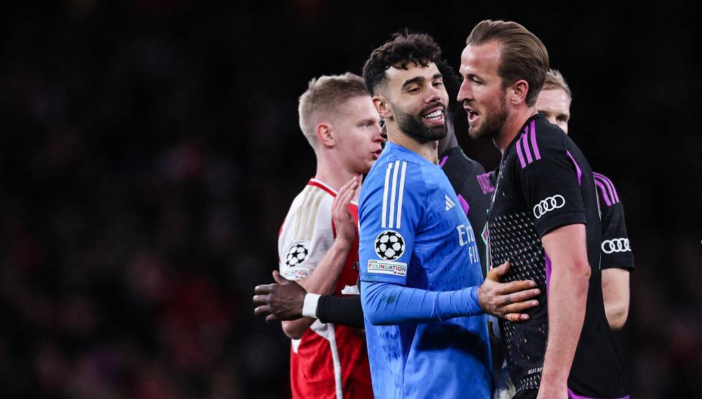 Los jugadores alemanes protestaron la acción, alegando que era penalti, pero el árbitro sueco Nyberg le dijo a Tuchel que era un fallo infantil y que no podía pitar eso en unos cuartos de final de la Champions League.