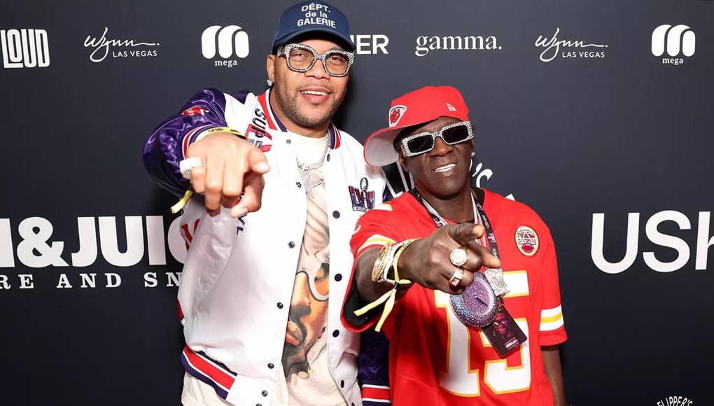 Flo Rida y Flavor Flav también se unieron a la gran fiesta.