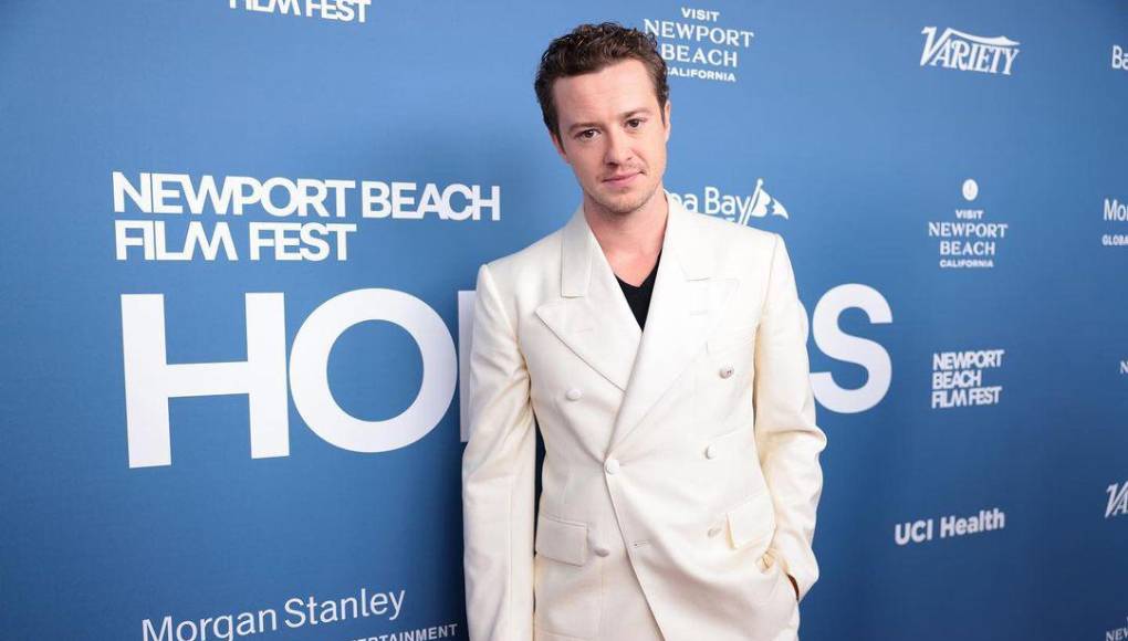 Ahora es el turno del actor británico Joseph Quinn. Este le dará vida al hermano de Susan Storm, interpretado por Vanessa Kirby. Se trata de Johnny Storm, el más joven y rebelde de Los Cuatro Fantásticos.