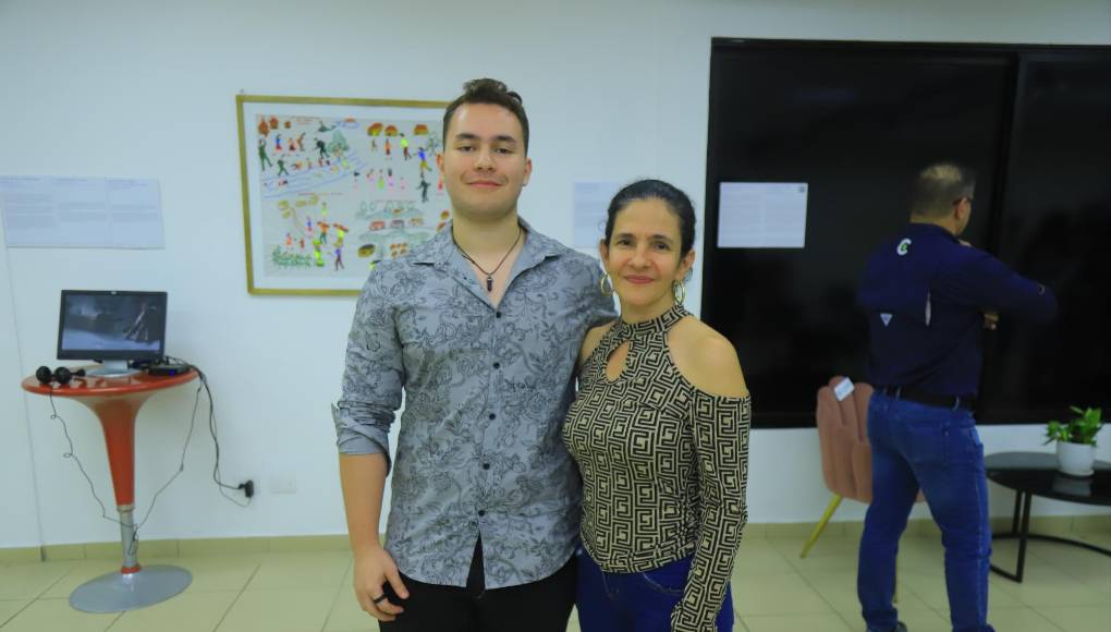 Salvador Reynaud y Dunia Jeer