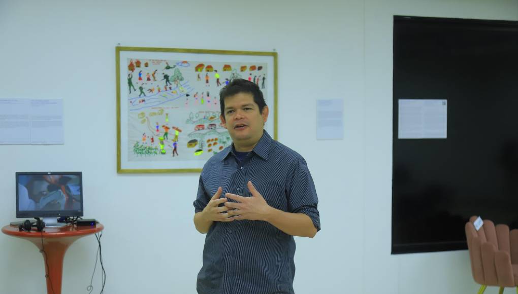 “Cartografías líquidas” es un proyecto de impacto medioambiental que busca generar espacios de creación colectiva, construir nuevas herramientas, narrativas y alianzas para sensibilizar a la población sobre la crisis climática y sus problemáticas derivadas. 