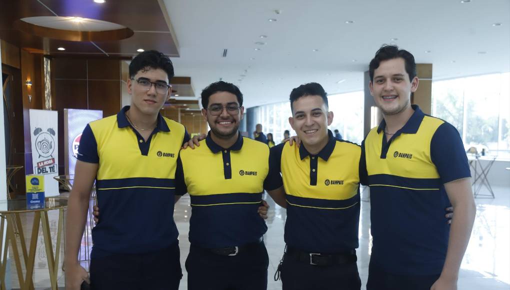 Josías Martínez, Guillermo Hernández, Áxel Mejía y Edin Pineda.