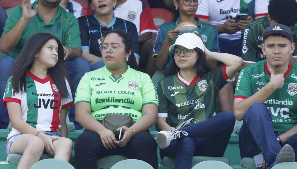 El ambiente que se vive en el estadio de Marathón en este compromiso ante La Máquina por la jornada 16 de la Liga Nacional.