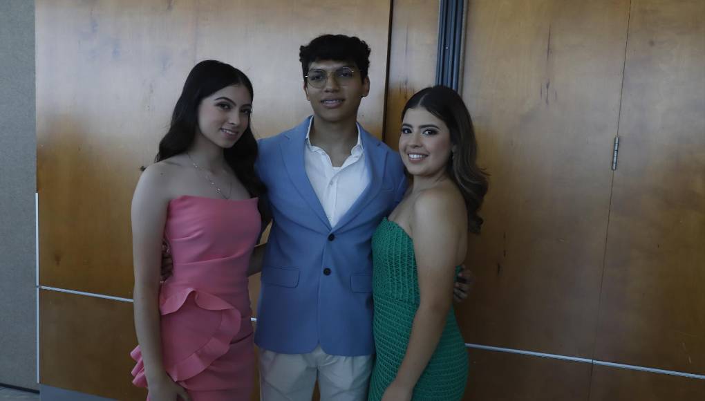 Georgette Claros, José Cárcamo y Adriana Segura