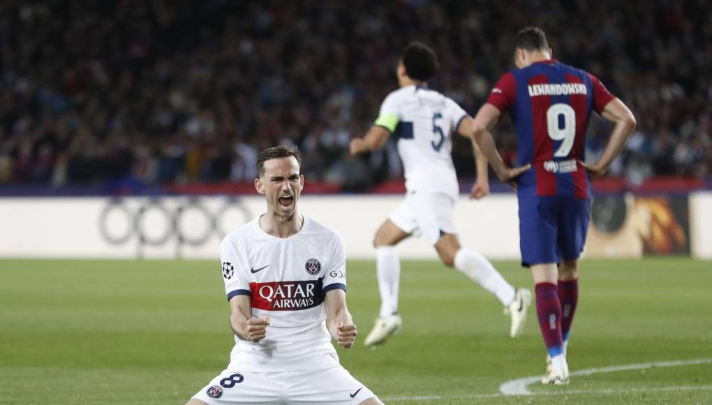 Fabian Ruiz celebrando con euforia el pase a semifinales.