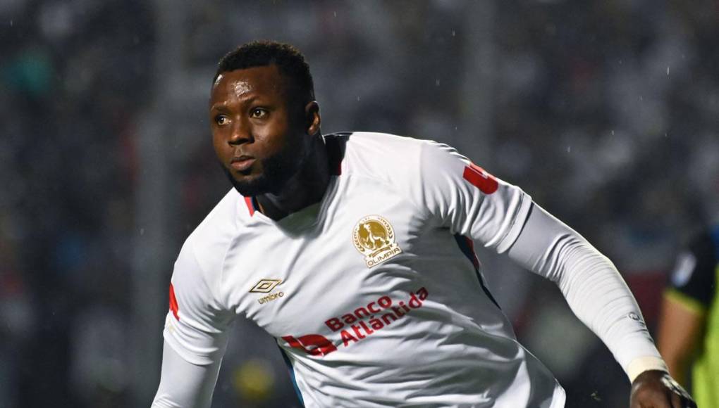 Delantero: Yustin Arboleda también quiere festejar ante Motagua. El colombiano fue el héroe de los Albos en la final del Apertura 2023 ante Motagua.