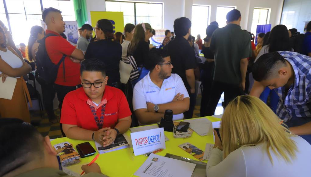 Milton Harry, de Competitividad de la Municipalidad, declaró que también realizarán ferias de empleo en Chamelecón, Cofradía, El Carmen y demás sectores.