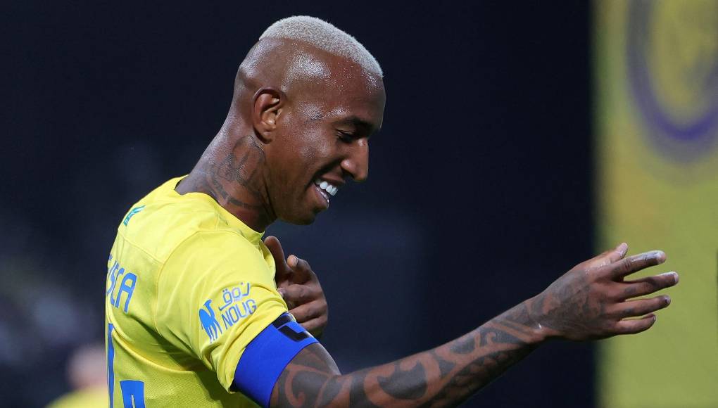 Talisca ya había colocado el 6-0 en un fulminante contragolpe y selló su hat-trick en el encuentro.