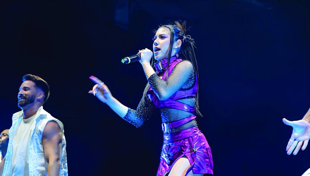 Greyvi “La baby” pone en alto el nombre de Honduras