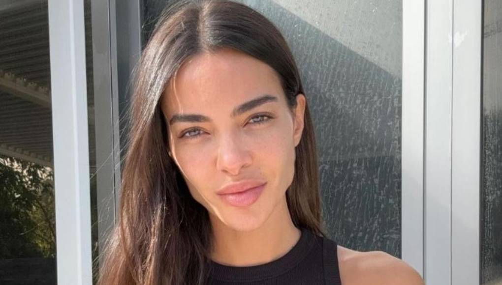 “Yo no soy masoquista como para estar recibiendo odio y, bueno, en fin... Estoy feliz, contenta, emocionada, trabajando y trabajando, y en paz mental”, dijo la modelo española.