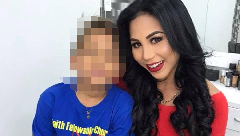 La víctima fue identificada rápidamente por sus familiares como Ingrid Helen Baldeón Larrea, de 32 años.