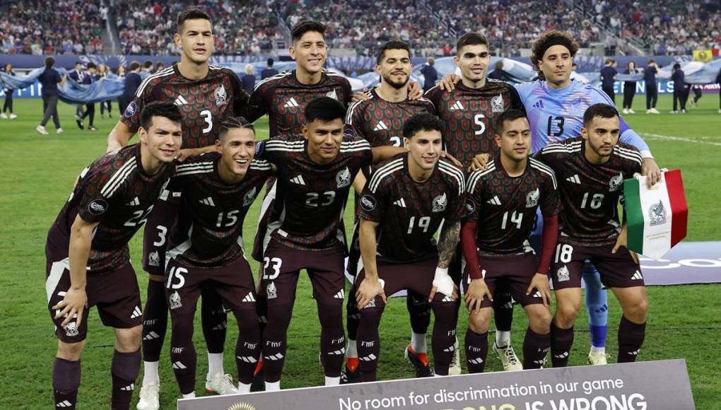 El Tricolor atraviesa nuevamente un panorama oscuro luego de perder frente a su acérrimo rival. Fue un 2-0 que dejó a México muy lastimado.