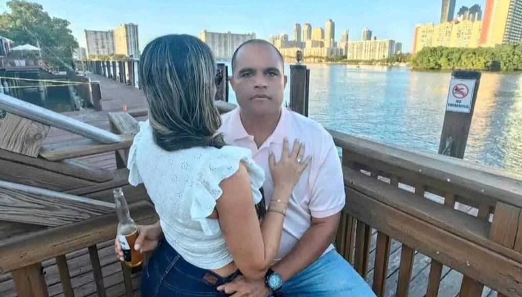 Carlos Arnoldo “El Negro” Lobo, conocido por ser uno de los principales narcotraficantes hondureños, fue visto disfrutando de su libertad en las playas de Miami, Estados Unidos, tras haber cumplido una condena de diez años por delitos relacionados con el narcotráfico.