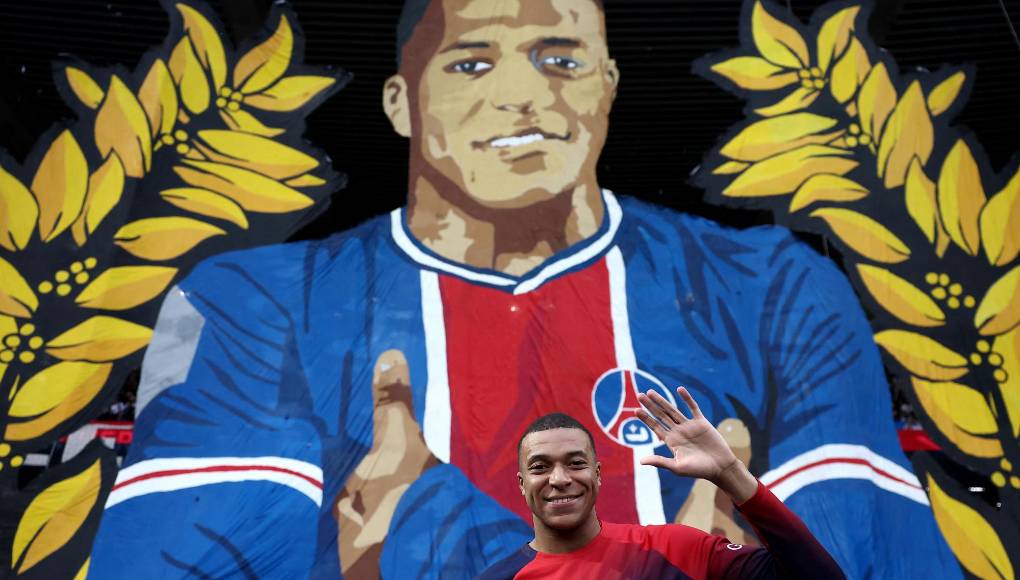 Desde hace varios años que todas las miradas posan sobre el delantero. La semana pasada confirmó que deja el conjunto francés el 30 de junio cuando termine su contrato y ahora se espera su arribo al Real Madrid.