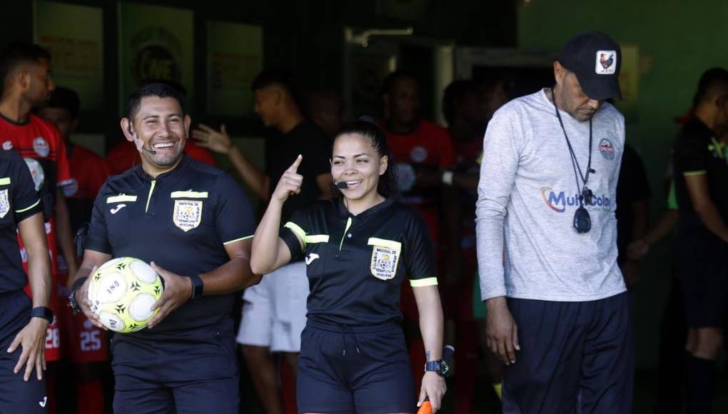 Con una sonrisa en su rostro, April Ortega encaró el compromiso de la Liga de Ascenso y no se amilanó ante esta experiencia.