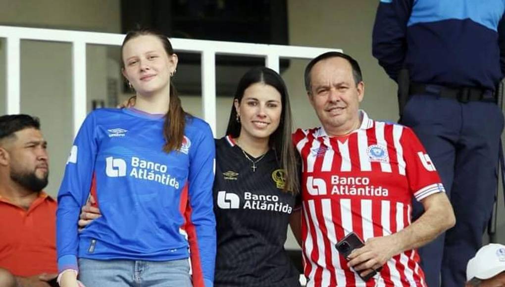 La afición del Olimpia disfrutó una tarde de fútbol y del triunfo de su equipo frente al Génesis en el estadio Nacional Chelato Uclés.