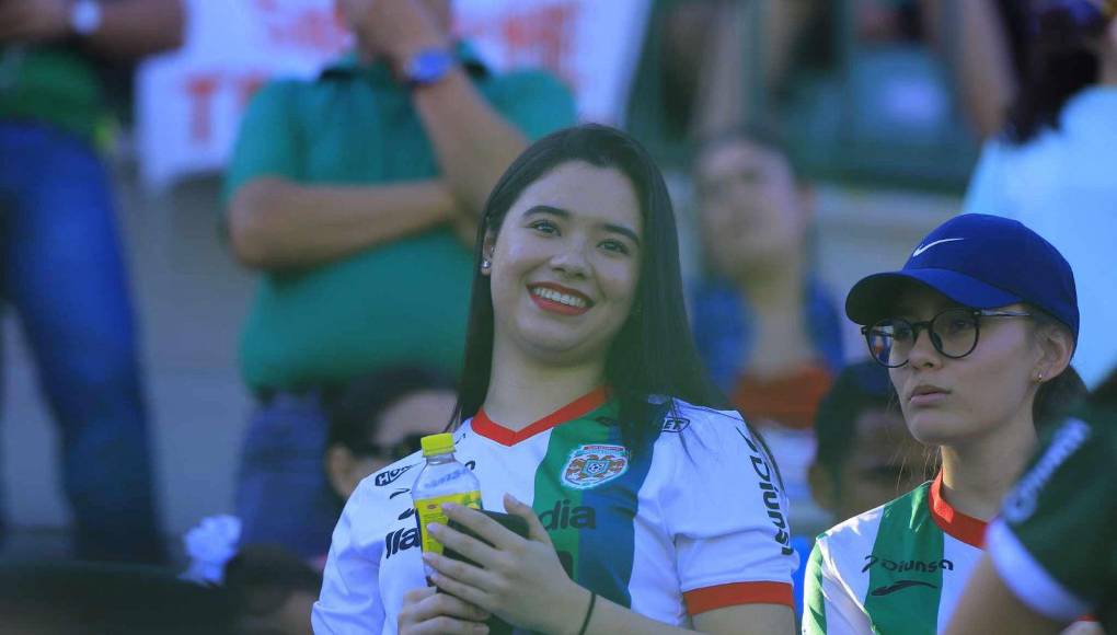 Las bellas aficionadas del Marathón se dieron cita en la cancha del Yankel Rosenthal. 