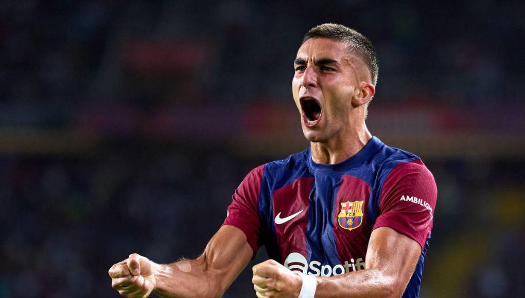 Ferrán Torres queda como otra opción lejana para la ofensiva.