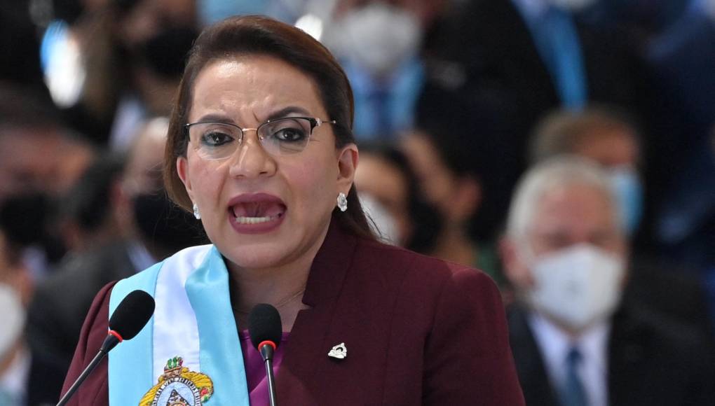 Xiomara Castro anuncia el regreso de las clases presenciales en Honduras