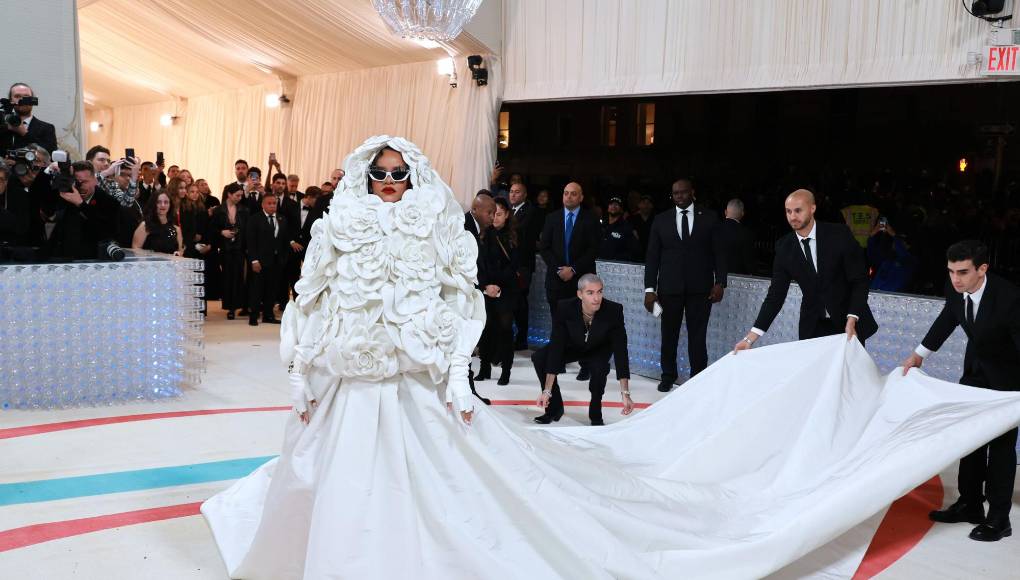 Rihanna también estará en la alfombra de la Met Gala.