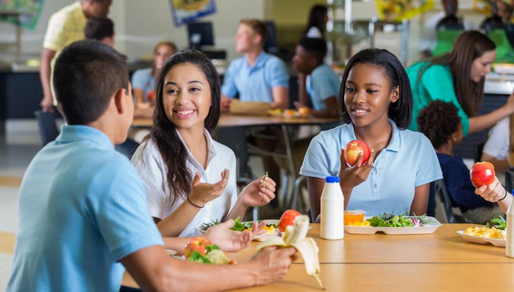 Importancia de una correcta alimentación en la adolescencia