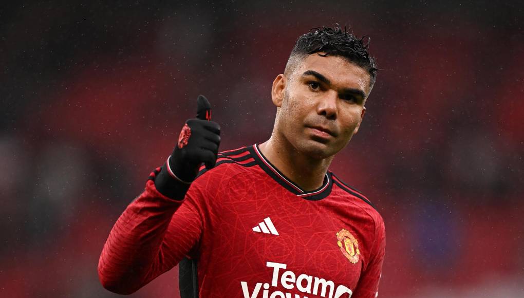 El brasileño Casemiro podría dejar al Manchester United y en Arabia Saudita lo esperan.