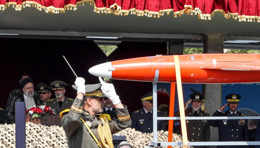 El presidente de Irán, Ebrahim Raisí, volvió a alabar el ataque del sábado con 300 misiles y drones contra Israel, que fue una represalia por el bombardeo contra el consulado iraní en Damasco el 1 de abril, en el que murieron siete miembros de la Guardia Revolucionaria.