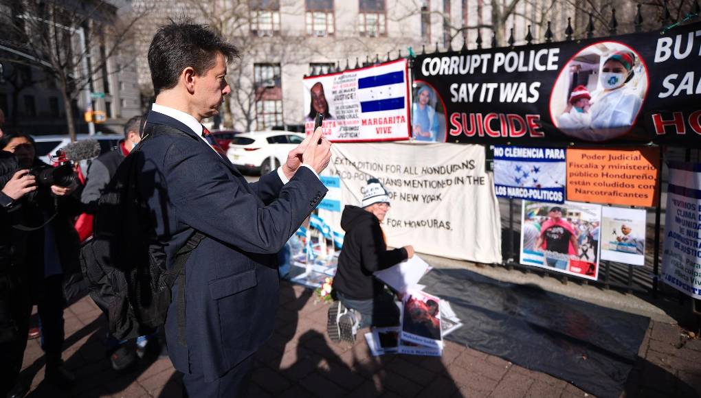 “I’ll show it to the judge (se lo mostraré al juez)”, fue lo único que dijo el representante legal de JOH. 