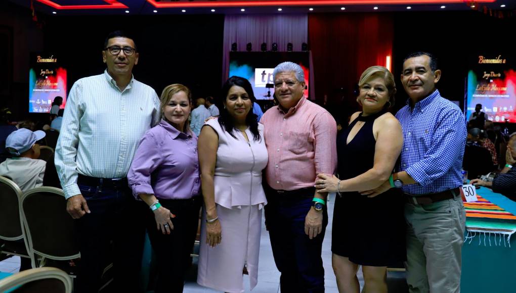 Marvin Umaña, Silvia Wills, Mayra Lanza, Juan Castro, Gladys Castro y Gustavo Torres