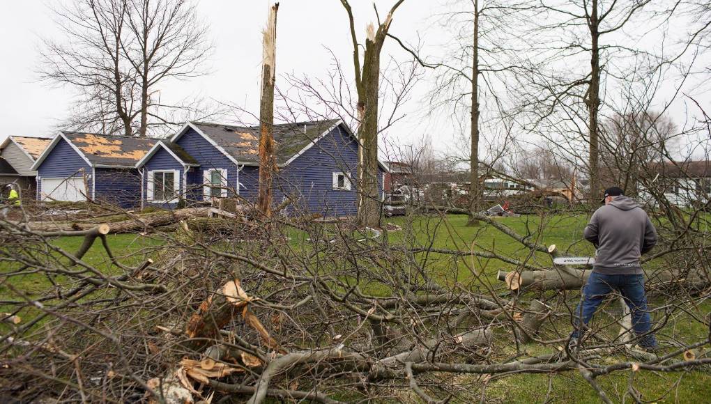 Otro impactó en el pueblo rural de Indian Lakes, en el oeste de Ohio.