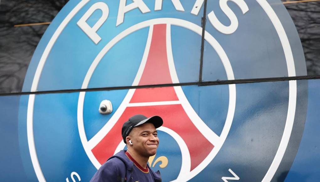 “Después de haber jugado tú en España, ¿fichar por el Real Madrid sería la elección correcta para Mbappé?”, le preguntó el periódico francés ’Le Parisien’ a Thierry Henry.