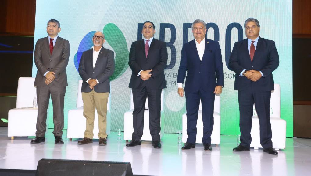 Joseph Malta, Jorge Salaverri, Mario Faraj, Tomás Vaquero y Basilio Fuschich