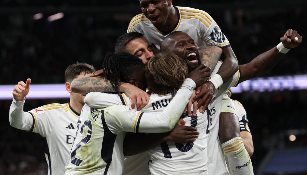 “Es un desafío, es el tipo de partido que todos los jugadores quieren jugar”, aseguró Butragueño, admitiendo que “la dificultad es alta, pero los jugadores también quieren demostrar”.