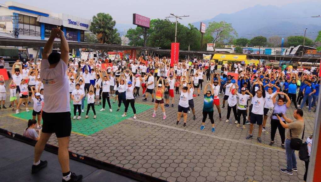 Música, color y diversión, así se disfrutó la primera edición de Running for the Children
