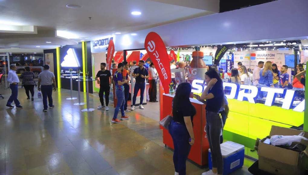 Corredores, marcas patrocinadores e invitados especiales dijeron presente.