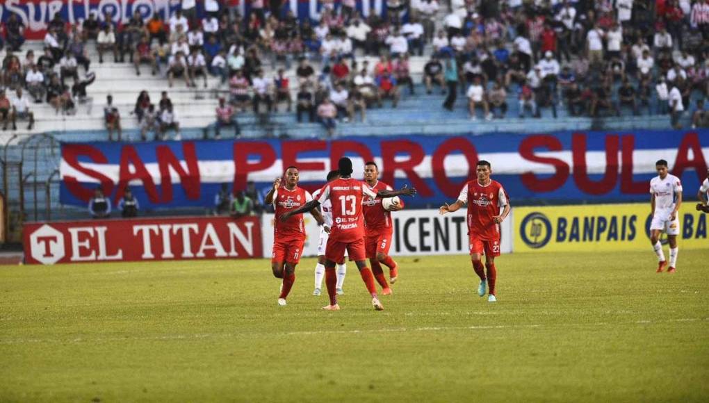 Rony Martínez marcó el descuento de la Real Sociedad ante el Olimpia.