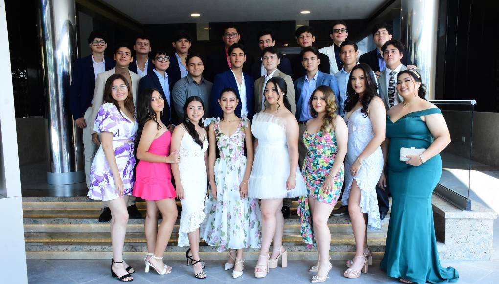 27 son los seniors que culminarán sus estudios de secundaria en la Academia Americana, luego, todos aspiran a continuar estudiando en universidades nacionales e internacionales