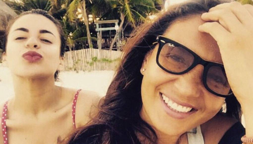 En cuanto a su vida personal, Melissa estuvo en una relación con la conductora de televisión Yolanda Andrade en 2016. Sin embargo, la relación terminó debido a una supuesta infidelidad por parte de Melissa.