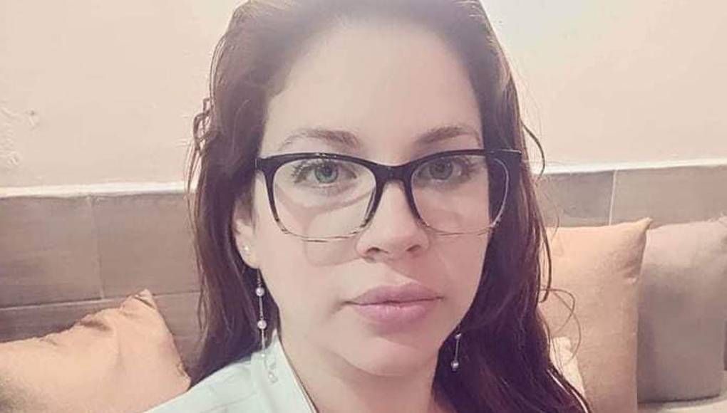 La mujer, de 32 años de edad, había informado a su familia que saldría a recoger un paquete y desde ese momento su familia perdió contacto con ella.