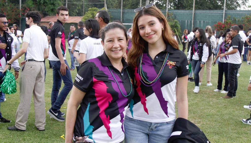 Dinora Maradiaga y Alejandra Ceballos