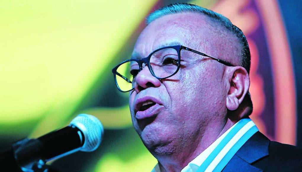 ”La presión es muy fuerte, pero yo todavía no he dicho que sí y tampoco he dicho que no”, indicó Maldonado en una entrevista reciente. 