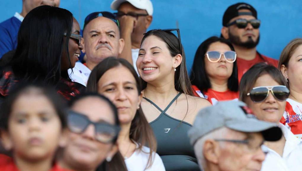 Así lució y causó furor Annie Córdova.