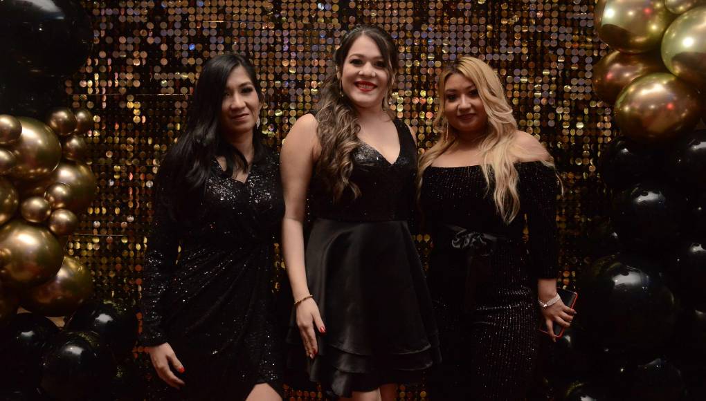 Graciela Morales, Rosibel Valentín y Karla Morales