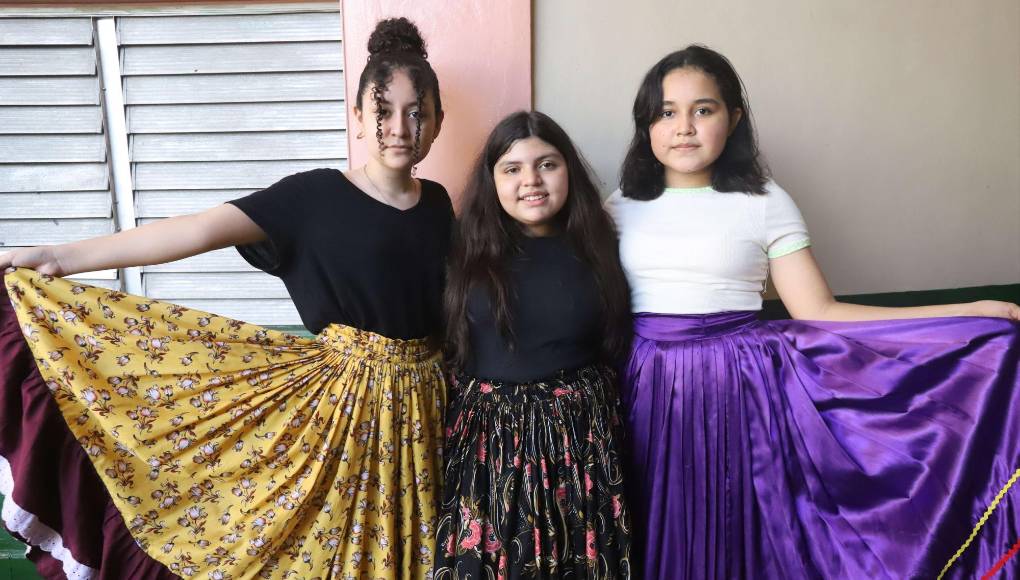 Marcela García, Alyss Chávez y María José Gómez