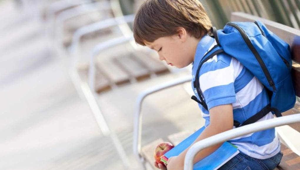 Cambiar de escuela al niño no es solución al 'bullying”
