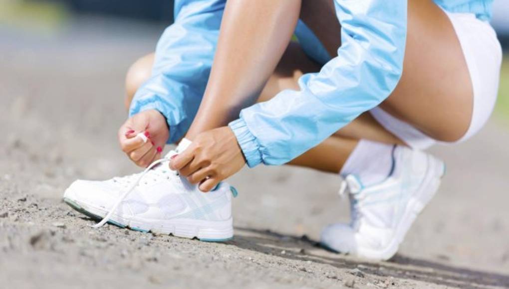Tres pasos para limpiar los tenis blancos